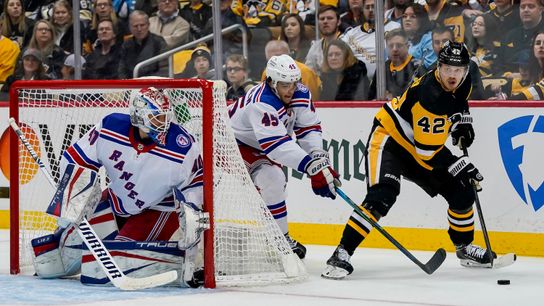 Sullivan encouraged by Kapanen 'using speed to his advantage' taken at PPG Paints Arena (Penguins)